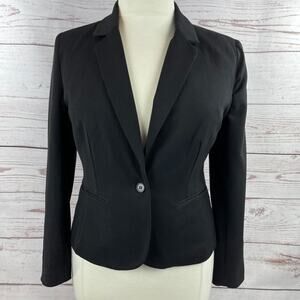 Now black jacket single button close